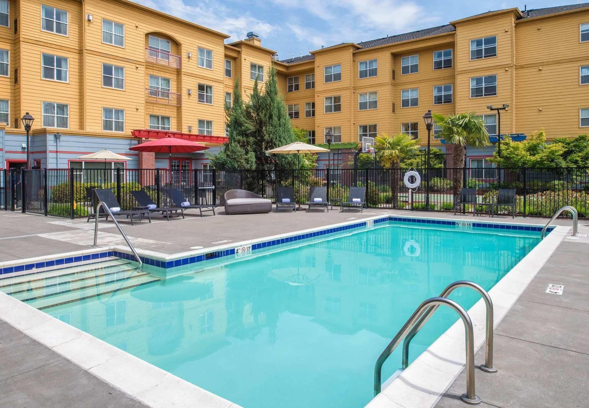 Residence Inn By Marriott Portland North Bagian luar foto